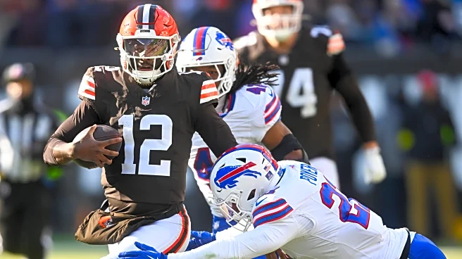 Browns beset by injuries on offense while still trying to evaluate Shedeur Sanders