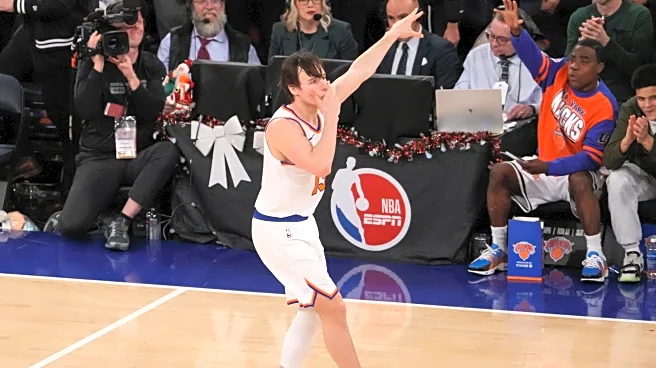 Tyler Kolek chases down Donovan Mitchell for a block and helps the Knicks catch the Cavaliers