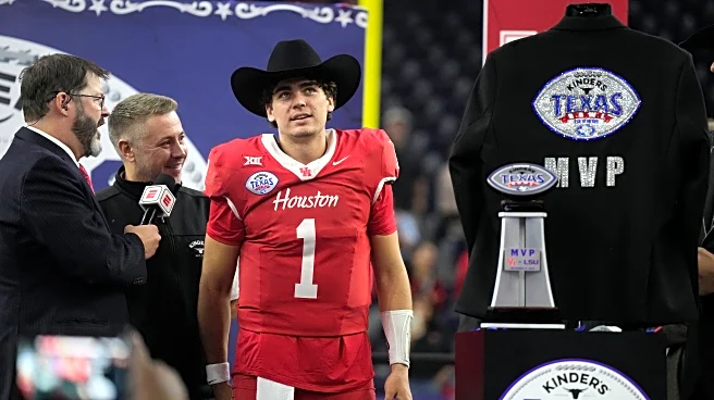 Weigman throws 4 touchdown passes as Houston beats LSU 38-35 in Texas Bowl