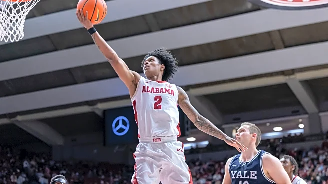 Holloway's career-high 26 points lead No. 14 Alabama over Yale, 102-78