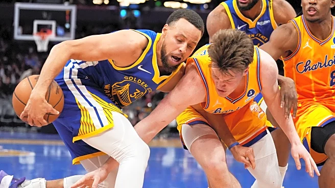 Stephen Curry scores 26 in annual homecoming game as Warriors top Hornets 132-125