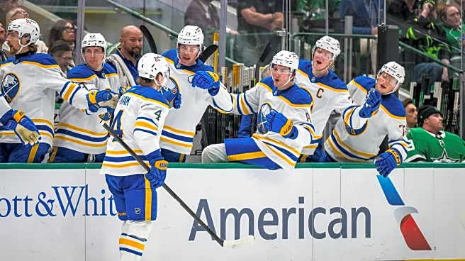 Thompson scores twice as Sabres beat Stars 4-1 for 10th straight victory
