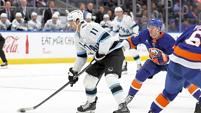 Dylan Guenther has 1st career hat trick to send Mammoth to 7-2 victory over Isles