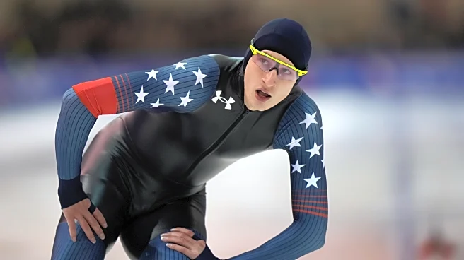 No fall for Jordan Stolz. He's fastest in the 500 at the US Olympic speedskating trials