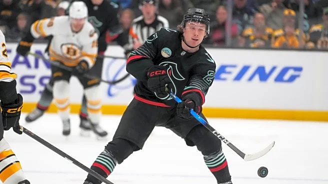 Kakko, Catton score 2 goals each as Kraken beat Bruins 7-4 to extend point streak to 8-0-1