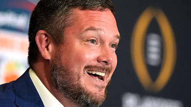 Indiana and Oregon coaches and coordinators juggle transfer portal chaos amid playoff race