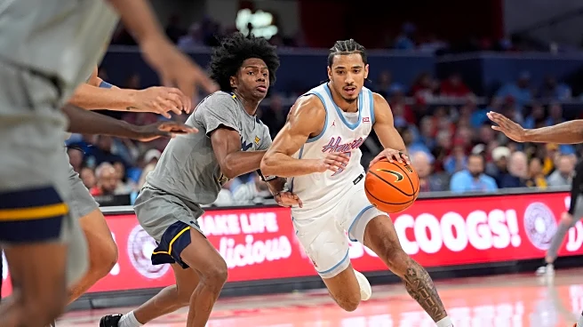 Milos Uzan's 17 points leads No. 7 Houston in 77-48 win over West Virginia