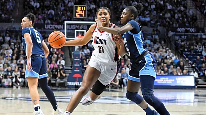 Sarah Strong leads top-ranked UConn to 34th straight win, 99-50 over Villanova