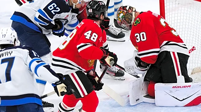 Knight makes 32 saves as the Blackhawks beat Toews and the Jets 2-0