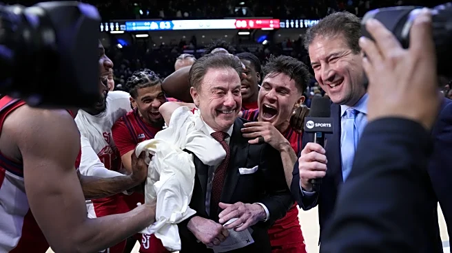 Rick Pitino savors reaching 900 victories as a college head coach in St. John's win over Xavier