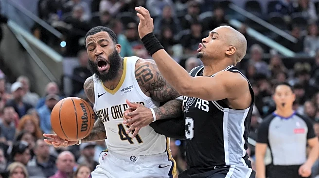 Pelicans squander 20-point lead, rebound to beat Spurs 104-95