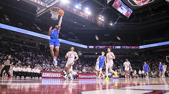 Thomas Haugh and Rueben Chinyelu lead No. 19 Florida to 95-48 win over South Carolina