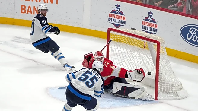 Scheifele's late goal lifts Jets to 2-1 win over Panthers, who drop their 3rd in a row