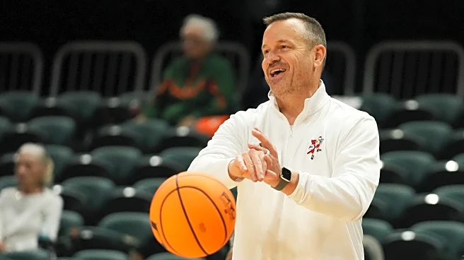 Louisville rises to 6th in AP women's Top 25, its best ranking in four years, UConn-UCLA 1-2