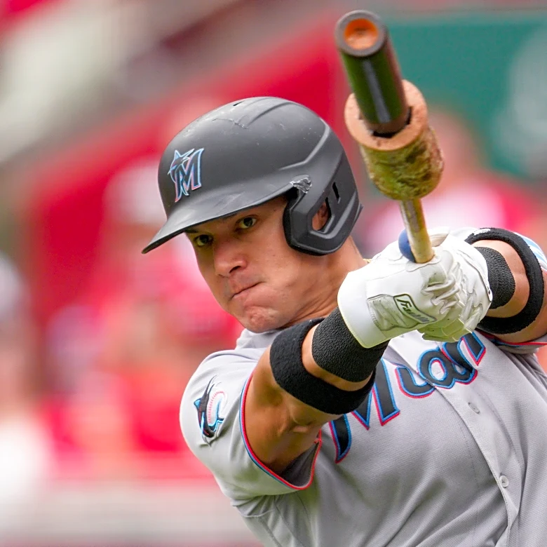 Former All-Star outfielder Avisaíl García announces retirement after finishing career with Marlins