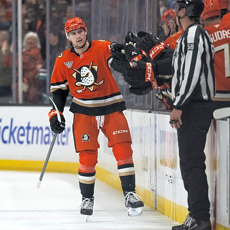 Gauthier gets 25th goal and surging Ducks beat Kraken 4-2 to move closer to Pacific Division lead