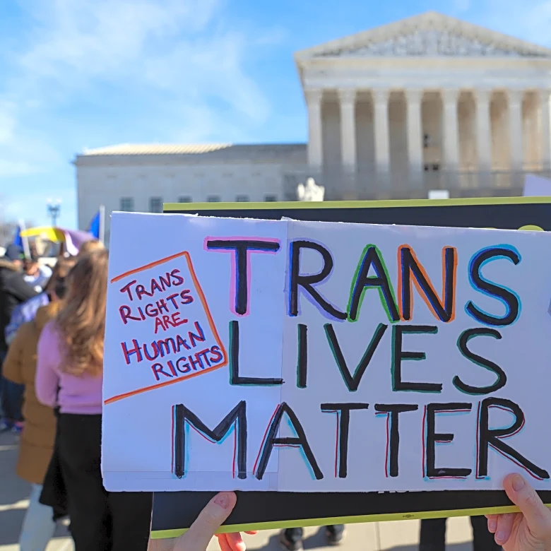 Plastic surgeons group calls for delaying gender-affirming surgery until age 19