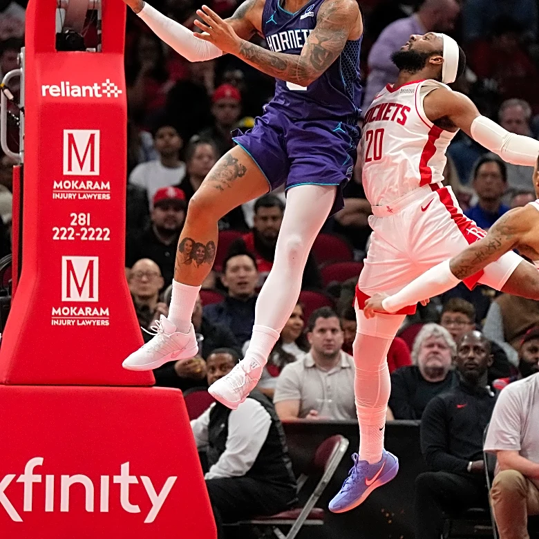 Hornets extend winning streak to 8 games with 109-99 victory over Rockets