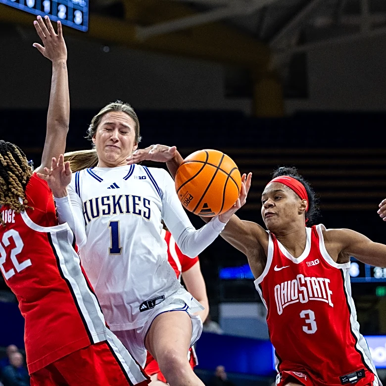 Jaloni Cambridge scores 26 points as No. 9 Ohio State women beat No. 24 Washington 70-60