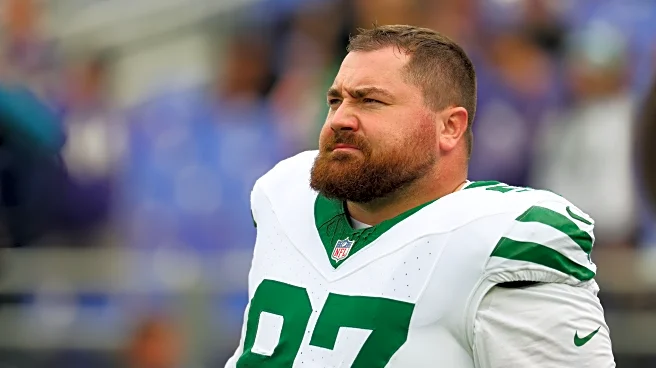 Jets' Harrison Phillips says Aaron Glenn inherited 'cancerous, truculent group' in first season