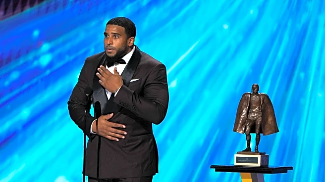 Commanders star Bobby Wagner named Walter Payton NFL Man of the Year, honors mother lost to stroke