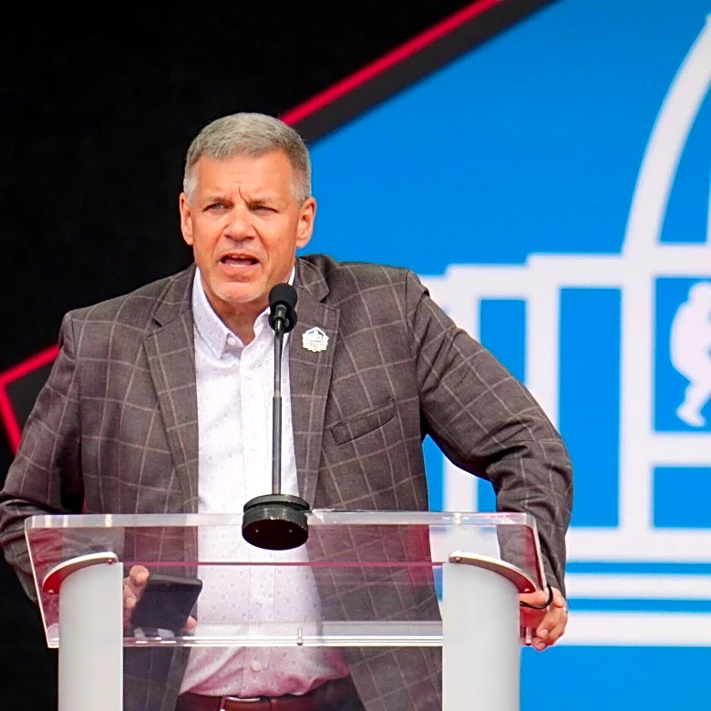 Pro Football Hall of Fame to consider changes after Belichick's omission sparks outrage