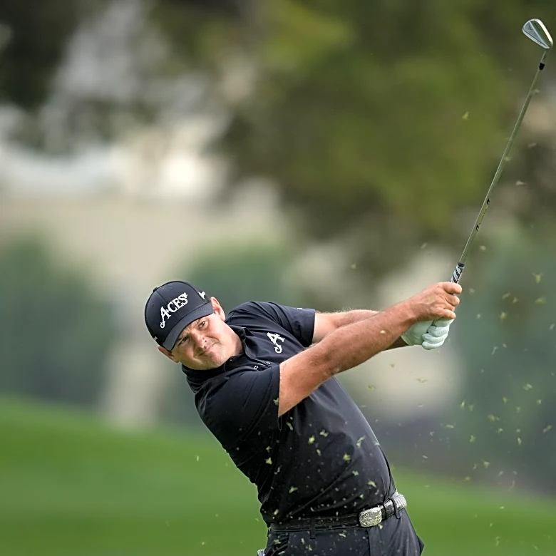 Patrick Reed closes in on 2nd win of the year. He builds 2-shot lead in Qatar