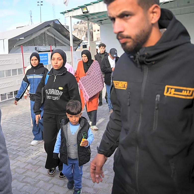 Gaza's Rafah border crossing has reopened but few people have crossed