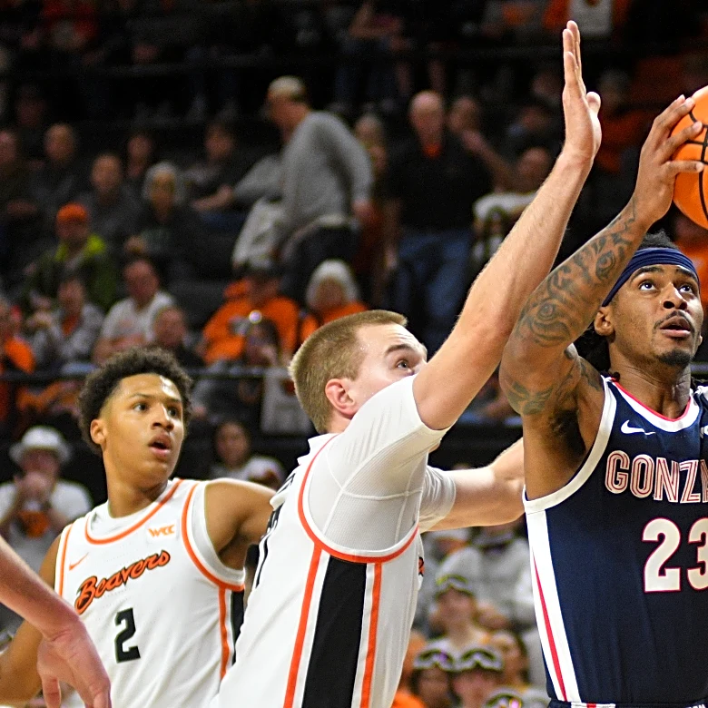 Ike matches career best with 35 points, No. 6 Gonzaga beats Oregon State 81-61