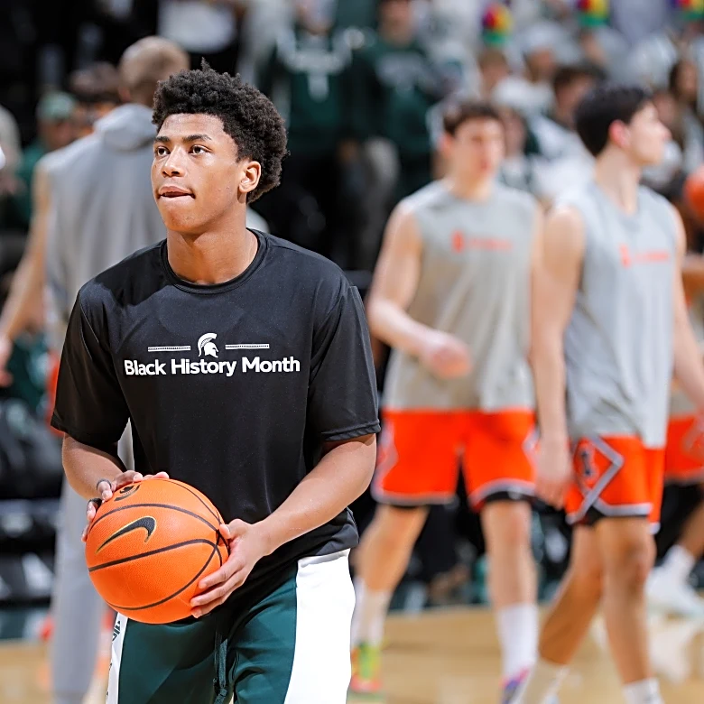 Jeremy Fears starts for No. 10 Michigan State against No. 5 Illinois after Tom Izzo debated decision