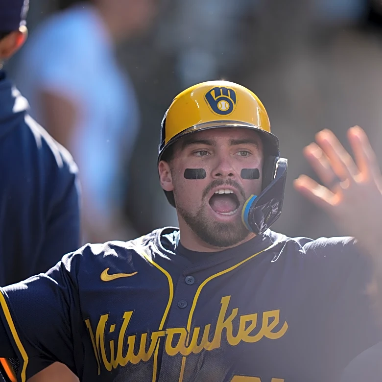 Red Sox acquire Caleb Durbin in trade with Brewers to address their infield