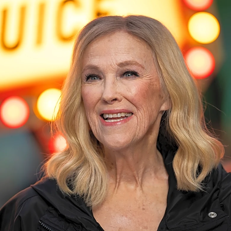 Catherine O'Hara died from a pulmonary embolism. Cancer was the underlying cause