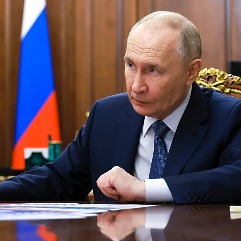 Russia thinks it can outsmart the US during Ukraine peace talks, a European intelligence chief says