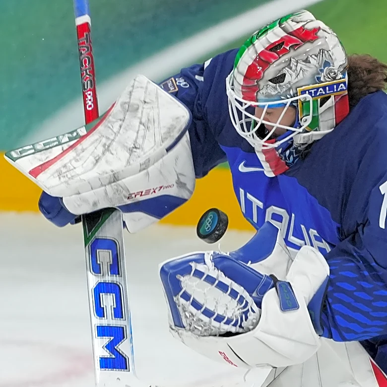 Olympic host Italy avoids NHL players but still brings in foreign hockey help