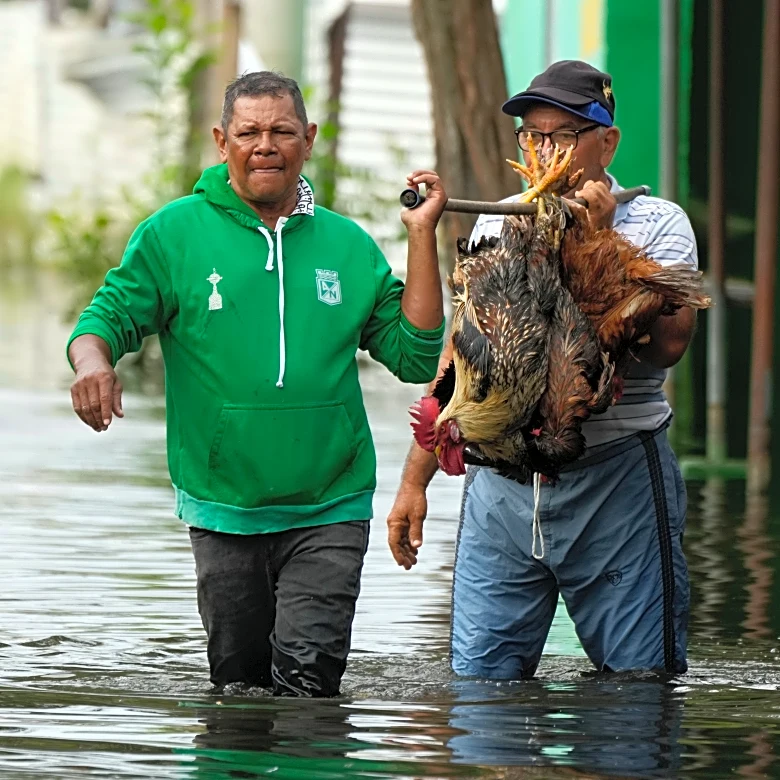 Colombia's president urges court to allow raising taxes by decree as floods hit northern region
