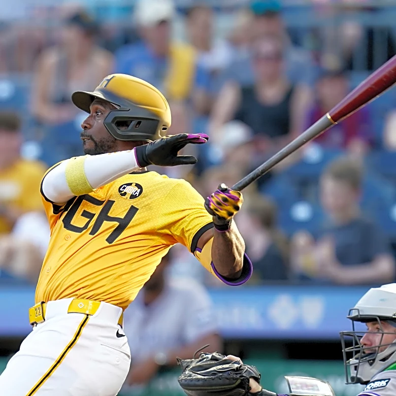 GM Cherington says McCutchen 'will always be a Pirate' even if former MVP has no spot on '26 roster