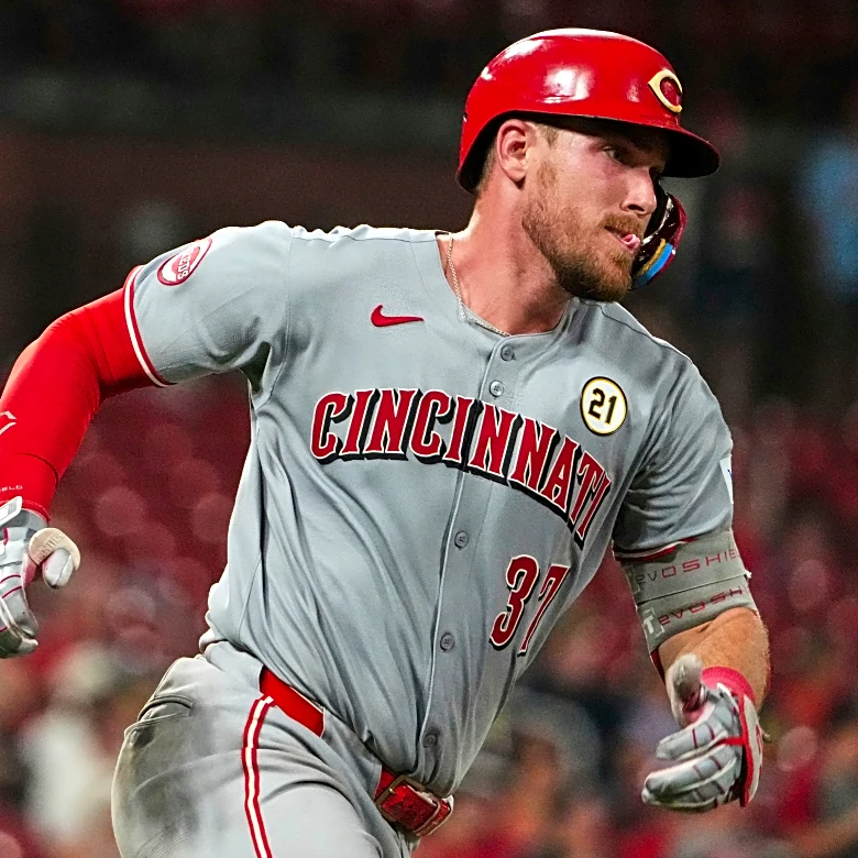 Stephenson wins arbitration case against Reds. Angels defeat Detmers as players lead 7-2