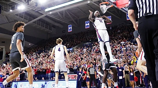Ike scores 20 points and Fogle adds 17 as No. 12 Gonzaga routs Washington State 83-53