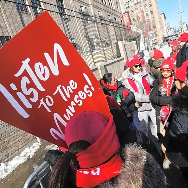 Striking nurses at Mount Sinai approve new contract but ones at NewYork Presbyterian reject deal
