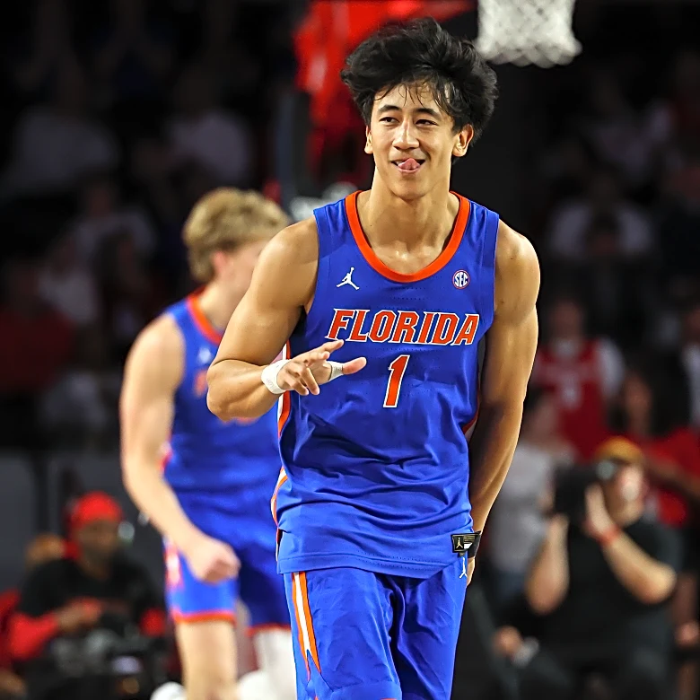 No. 14 Florida romps to another big win, beating Georgia 86-66