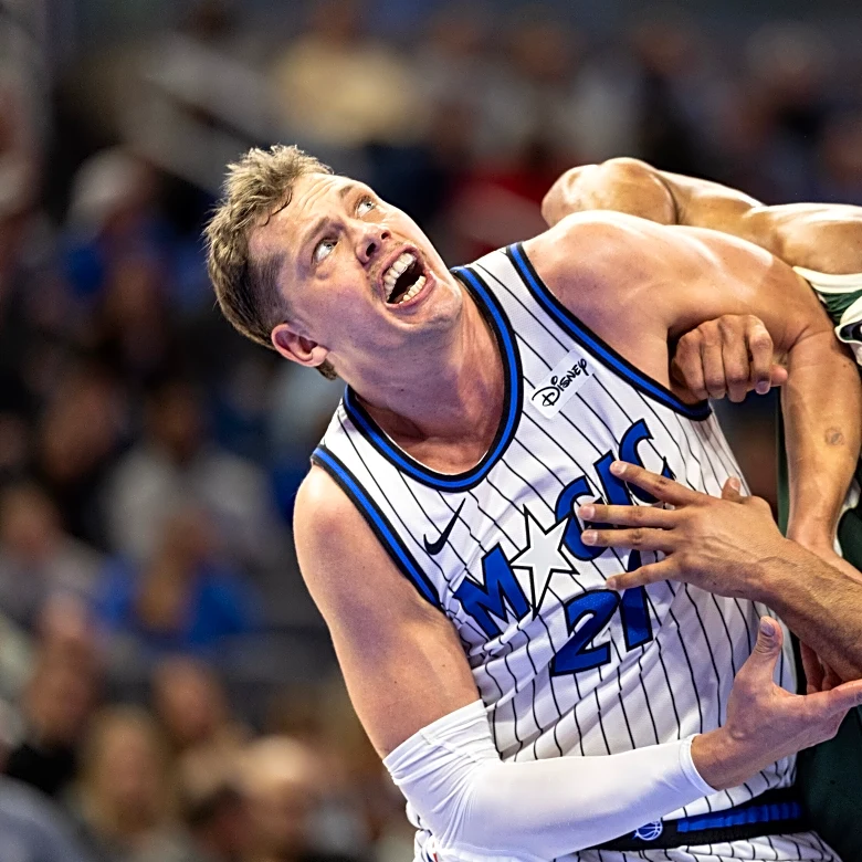 Thomas and Porter power the Bucks to a 116-108 win over the Magic