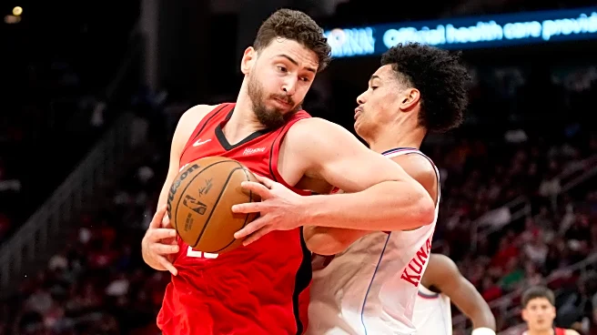 Leonard's three-point play in final seconds lifts Clippers to a 105-102 win over Rockets