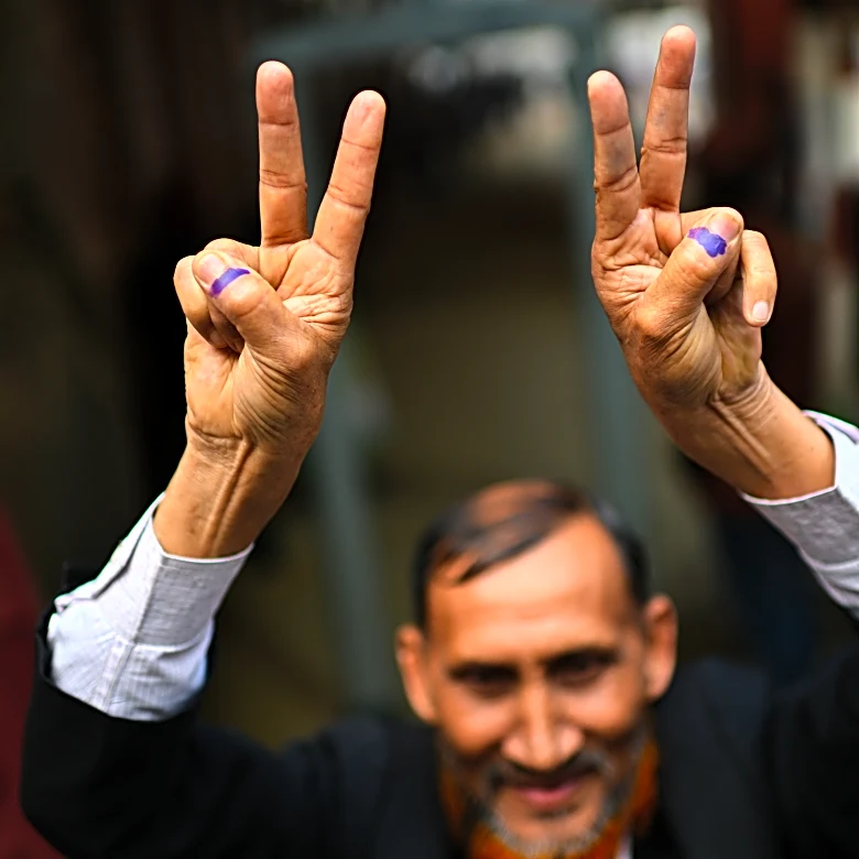 Some key figures about Bangladesh's parliamentary election