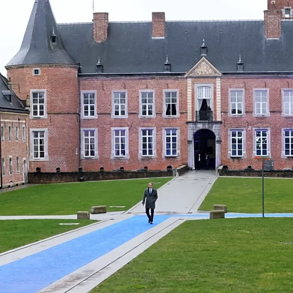 EU leaders ready countermeasures to pressure from Russia, China and Trump