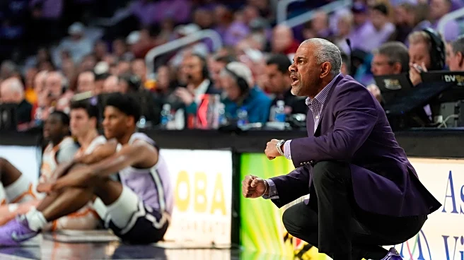 Kansas State coach Jerome Tang erupts after 29-point loss as fans wear paper bags