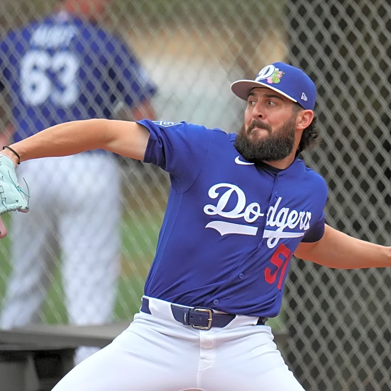 Dodgers pitcher Alex Vesia grateful for support after daughter's death