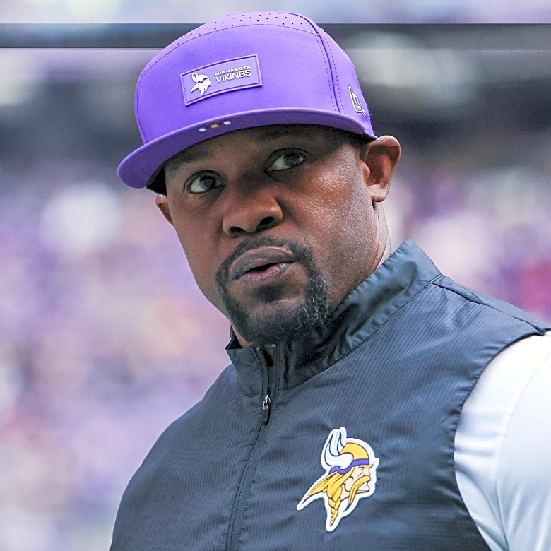 Judge rules Brian Flores' NFL discrimination lawsuit can head to open court, not arbitration