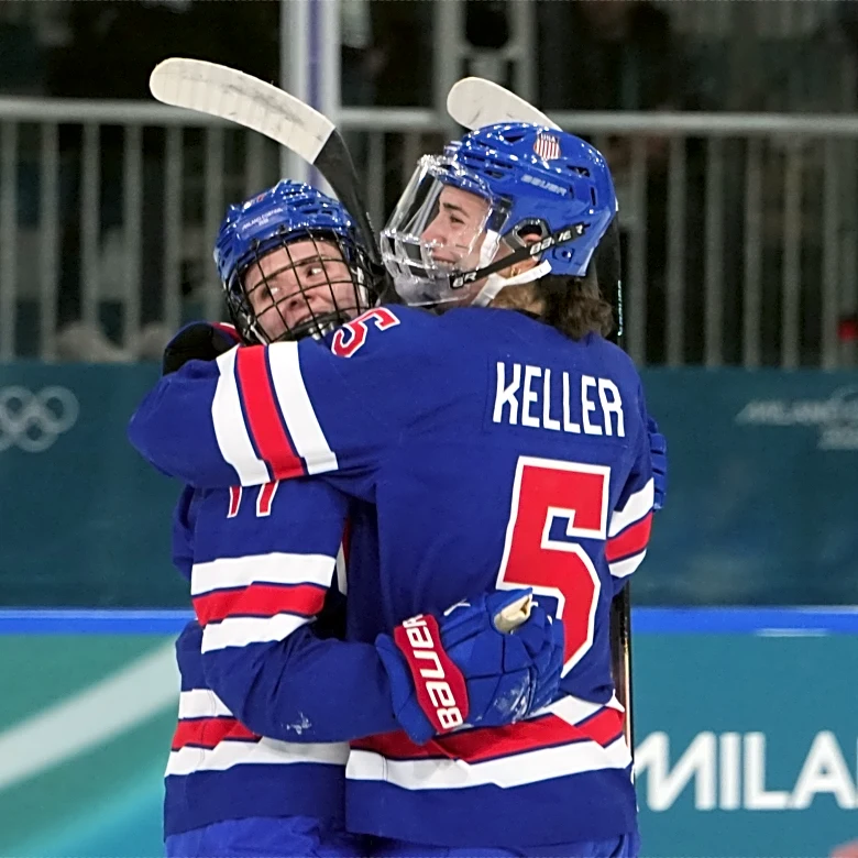 Coyne Schofield scores 2 goals as US routs Italy 6-0 to advance to Olympic women's hockey semifinals