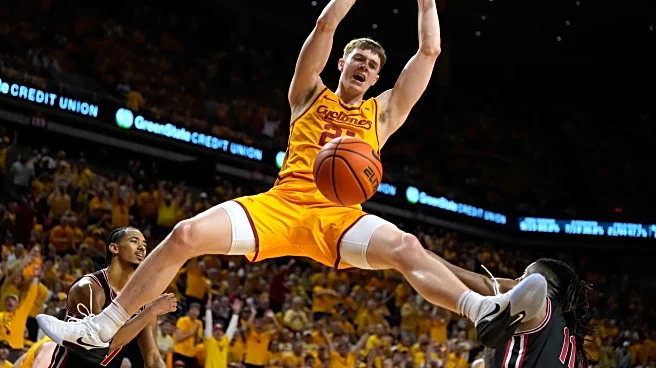 Nate Heise hits go-ahead 3-pointer in No. 6 Iowa State's 70-67 win over No. 2 Houston