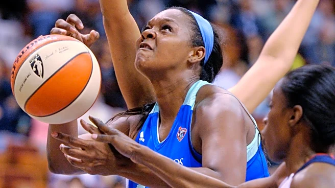 2-time WNBA champion Kara Braxton dies at 43 after being in a car crash